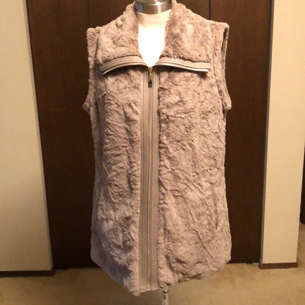 Beautiful tan vest